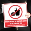(VUÔNG) Tem Decal Không Được Mang Đồ Ăn Thức Uống Từ Ngoài Vào,No Outsite Food Or Drink Allowed,Decal Dán Kính Có Keo