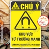 LOGO TEM STICKER CẢNH BÁO KHU VỰC TỪ TRƯỜNG MẠNH, STRONG MANEGTIC FIELD - BIỂN CẢNH BÁO AN TOÀN LAO ĐỘNG