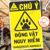 LOGO TEM STICKER BIỂN CẢNH BÁO ĐỘNG VẬT NGUY HIỂM- DANGEROUS ANIMALS CAUTION
