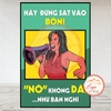 Tem Decal cảnh báo nhà vệ sinh – Hài hước mà tinh tế “Hãy đứng sát vào bồn - Decal chống nước, chống phai, có keo dán