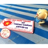 LOGO STICKER DÁN YÊU CẦU ĐEO KHẨU TRANG GIỮ KHOẢNG CÁCH PHÒNG DỊCH COVID 19