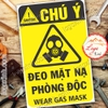 LOGO TEM STICKER BIỂN CẢNH BÁO ĐEO MẶT NẠ PHÒNG ĐỘC - WEAR GAS MASK - BIỂN CẢNH BÁO AN TOÀN LAO ĐỘNG