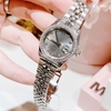 Đồng Hồ Nữ Roberto Era Dây Thép Silver Mặt Xám Viền Đá Size 28mm Roberto Era RE120