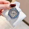 Đồng Hồ Hanboro Nữ Dây Da Trắng Mặt Viền Đá Ruby Xanh Bo Tròn Size 34mm Quartz Japan