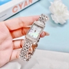 Đồng Hồ Nữ Davena Mặt Chữ Nhật 61690 Vỏ Silver Size 19x29mm
