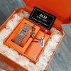 Set Đồng Hồ Nữ Jimi Jimi Dáng Vuông Đính Đá Vàng Hồng Size 21x27mm JM 86009 Tặng Kèm Vòng Tay