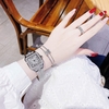 Set Đồng Hồ Nữ Jimi Jimi Đính Đá Bạc Mặt Vuông Số La Mã Size 34mm JM 86004 Quartz Tặng Kèm Vòng Tay