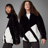 ao-khoac-long-thu-dong-adidas-faux-fur-logo-jacket-hi1199-hang-chinh-hang