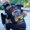 ao-thun-t-shirt-theo-duoi-dam-me