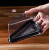 Hộp nhựa tam giác đế đen đựng bánh JB03
