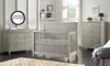 Cũi cho bé Phoenix 4 In 1 Convertible Crib