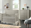 Cũi cho bé Phoenix 4 In 1 Convertible Crib