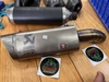 PÔ AKRAPOVIC R1 TEM KHẮC REAL (244)