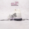 Giày Bóng Đá Puma Future 7 Ultimate Trắng Gót Đế Đen Cổ Lửng TF