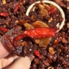 BÒ CHÁY TỎI LINH CHI HỘP 250G (HSD: 25.12.2025)