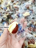 TÁO ĐỎ KẸP SỮA LẠC ĐÀ HẠT ĐIỀU CON SÓC - 400G