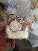 Sẵn - móc khóa macrame tassel trắng