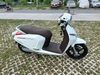 xe-dien-vinfast-klara-s2-mau-trang-moi