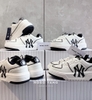 MLB Chunky Liner New York Yankees Off White