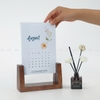 ĐẾ GỖ KÈM MICA ĐỂ MENU 2 MẶT - LUXI DECOR