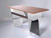LinearEdge Desk