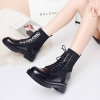 giay-boot-da-bo-doctor-phoi-co-chun-n24112103