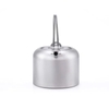 Ấm đun titanium nhìn nghiêng từ trên, vòi rót và quai xách