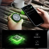 Ảnh ghép loa Flextail Tiny Speaker kết nối Bluetooth qua điện thoại, thông số Bluetooth 5.2 và tầm phát 53 feet