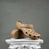 DÉP CROCS CLASSIC CLOG MOCHA 065565