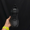 SZ40 Nike Air Monarch IV 'Black' 415445-001 125587
