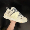 SZ42 Palladium SponggrBob SquarePants X Pallablast Vintage Bread 98645-102-M 0261165