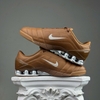 SZ43 Nike Total 90 Shox Magia 'Pecan Metallic Silver' IO9300-200 076559