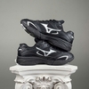 SIZE 42 MIZUNO BLACK 8KA 03008