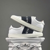 SZ40 Givenchy Strap Urban Street Logo 