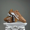 SZ43 Nike Total 90 Shox Magia 'Pecan Metallic Silver' IO9300-200 076559