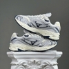 SZ40 Mizuno ADVENTURE V2 'Dust Cream Silver' D1GH250304 076474