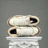 SZ44 Adidas Neutral Courtic 
