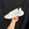 SZ40 adidas Ozelia 'Triple White' H04269 015989