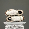SZ40 Adidas Neutral Courtic 