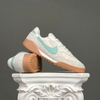 SZ43 Nike Terra Manta Suede 
