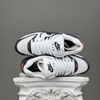 SZ44 Nike Air Max Command 