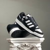 SZ43.3 adidas Forum Low 'Panda' GW0695 065387