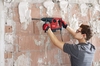 Những cách khắc phục tường nhà bị khoan đục với những lỗ khoan xấu xí