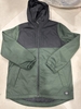 Áo khoác gió choàng VANS chính hãng M TORREY JACKET - Đen - Xanh rêu