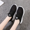 (01) Đen