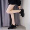Tất cả màu đen