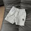 Quần Short New Era Basic Logo New York Yankees - XÁM - 13570091
