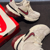 Giày Nike V2K Run SE ‘White Team Red’ HQ3500-100