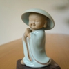 Tượng chú tiểu yêu đời