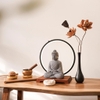 Tượng Thích Ca áo xám